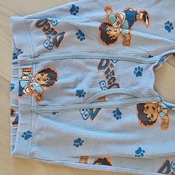 Y2K 2007 Go Diego Go Matching Thermal Pajama Set, size 6 - Picture 12 of 14